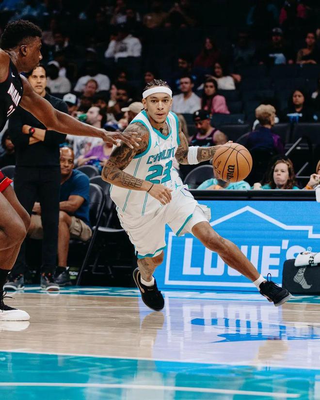 和 NBA 正式续约！年限长达……AG真人登录入口定了！Nike(图4)
